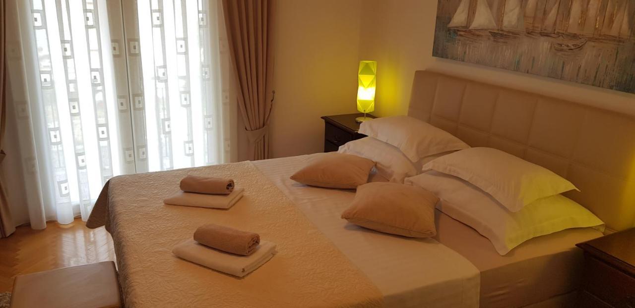 Apartman Matilda กราดัซ ภายนอก รูปภาพ