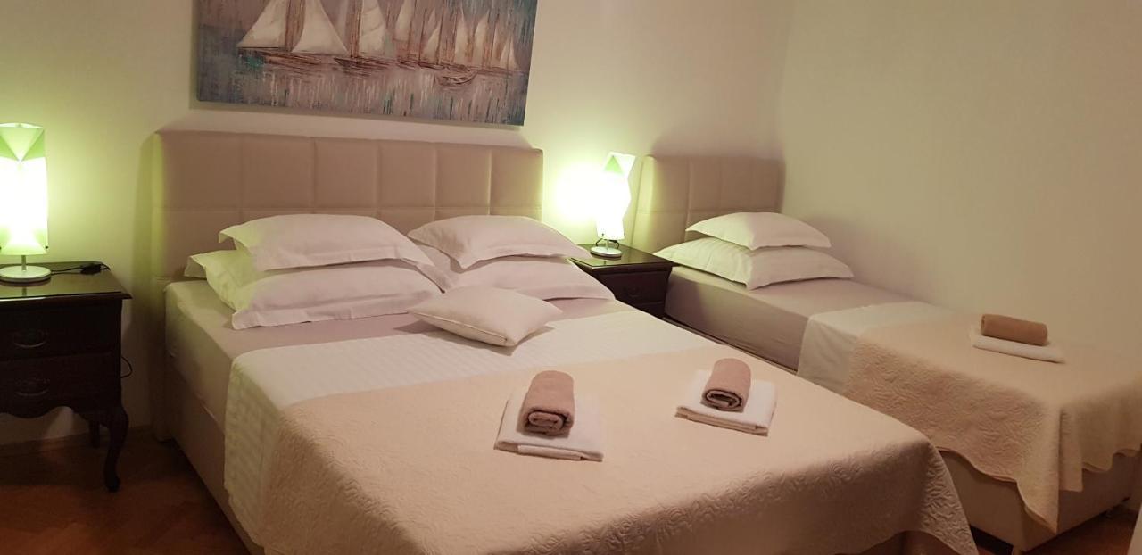 Apartman Matilda กราดัซ ภายนอก รูปภาพ